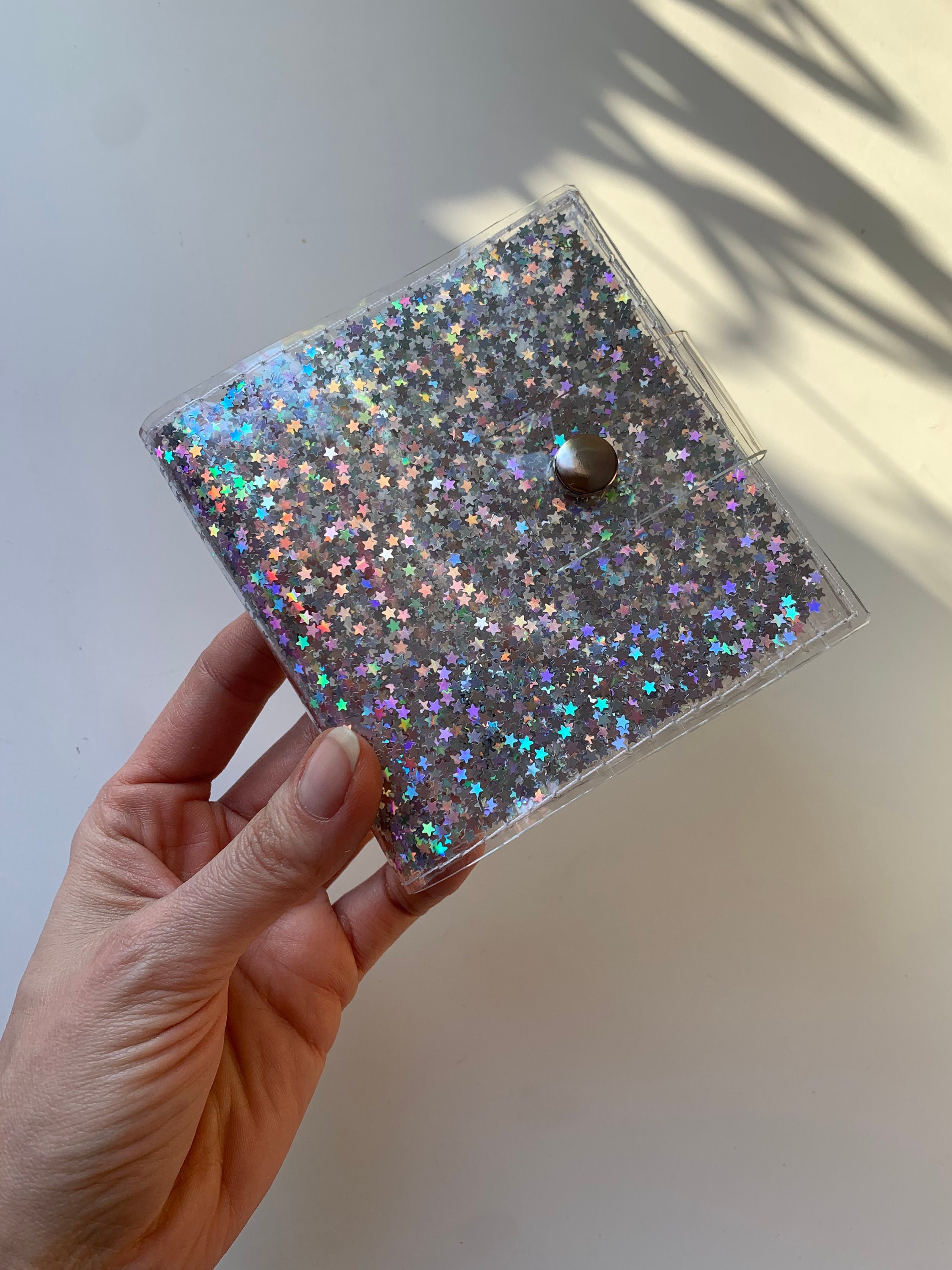 holographic card wallet Cslbiuni Hologram Star for Women Girls Small Short PU Leather Holder Coin Purse : Clothing, Shoes & Jewelry This foldable clutch is just so good that it can be opted for and you should get this one at affordable Transparent Daisy Pattern PVC Leather