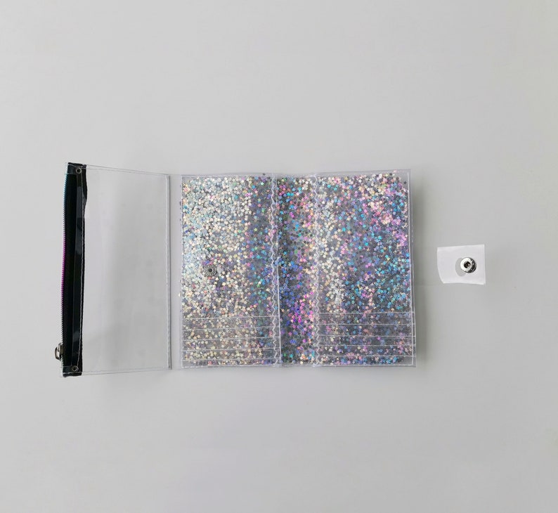 Cartera Holográfica Estrella: Brillo Plateado, ¡Vintage de los 90! 12 Ranuras para Tarjetas, Monedero con Cremallera, Billetero Plegable - Vegana, Hecha a Mano, ¡Detalles Arcoíris! imagen 3