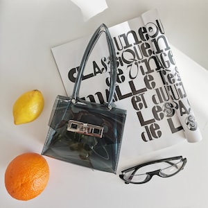 Mini Transparente Vinyl Tasche - Klare holografische Geldbörse | Kleine Tasche | Trendiges Geschenk | Handgefertigt in Europa | Ypsilon Taschen