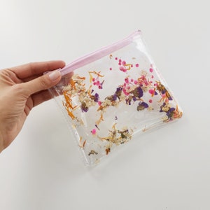 Geschenk für die beste Freundin, BFF Geschenk, Blumenkosmetiktasche, personalisiertes Schminktäschchen, Freundschaftsgeschenk, Schminktasche, kleines Geschenk, handgemachtes Geschenk, vegan