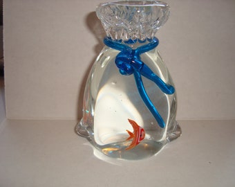 Murano style Vintage Hand Blown Glass fish in a bag  Size  5 by 3.5 inch