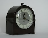 Smiths Bakelite Alarm Mantel clock - art deco - vintage (1730)