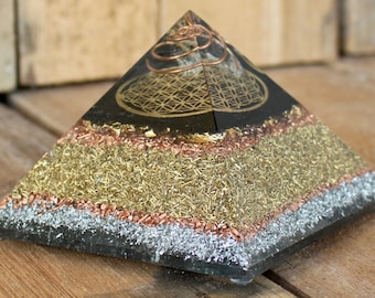 Orgonite® Orgone Pyramid FLOWER OF LIFE "Your Guardian Angel" with Tourmaline Novel Shungite Quartz Crystal Granulate Obsidian 5,51"x5,51"