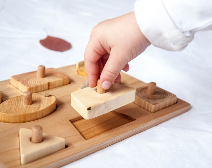 wooden puzzles with knobs for toddlers