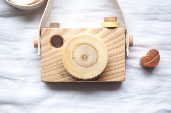baby wooden camera