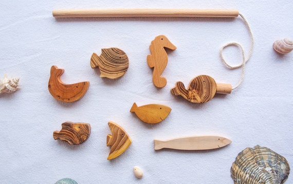 wooden magnetic fishing set