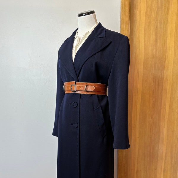 Vintage 1940’s coat~ Navy blue wingtip collar topstitching Long women’s fall/winter overcoat size M/L