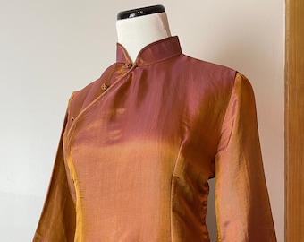 Beautiful shantung silk Cheongsam blouse~ iridescent cinnamon color crinkle blouse knotted frogs slub sheen/size Small