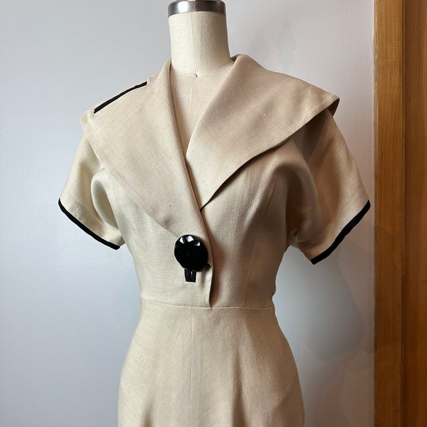 Gorgeous 1940’s 100% pure linen Arthur Weiss dress~ cream beige natural with black trim Shawl collar /One of a kind beautiful size / SMALL