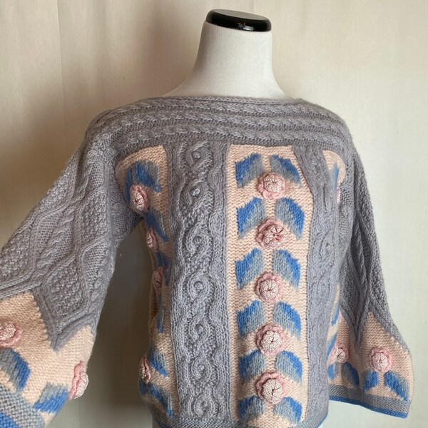 Vintage beautiful chubby wool sweater~ belled sleeves chunky nubby cable knit crocheted raised flowers colorful pastels Medium 6ish
