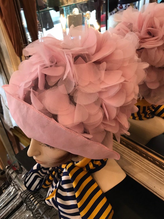 Vintage 1950’s -60's floral hat ~soft pink flower… - image 4