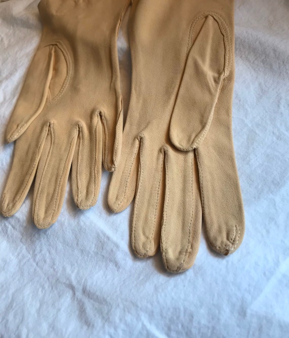 50’s Vintage gloves~ buttery soft Kidd skin natura