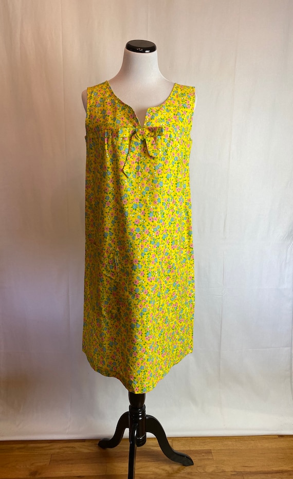 60’s mini shift dress~ A line smock sleeveless Sum