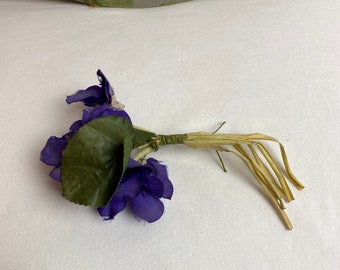 Vintage millinery flowers~ Floral adornment sewing hats hair decor antique silk flowers assorted 30’s 40’s 50’ 60’s purple bouquet