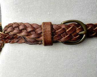 90年代風ブラウン編み込みレザーベルト：ボヘミアン風編み込み、最大37