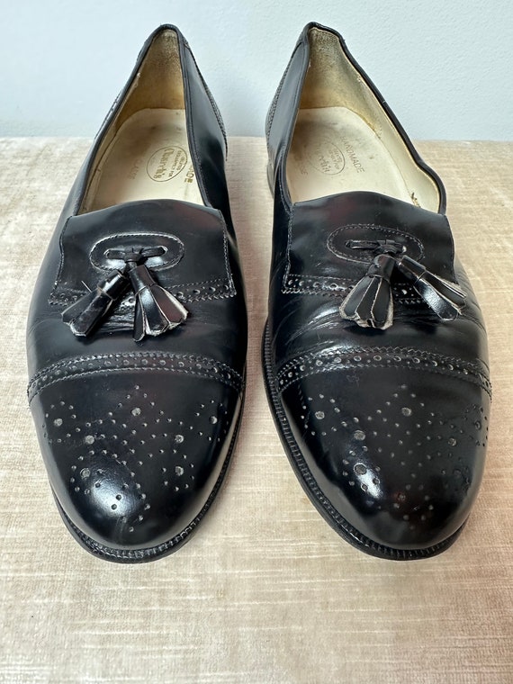 Vintage Men’s  Hand made black leather loafers perforated design tassels Italian leather 1990s dress shoe Androgynous slip on shoes/ 9 M