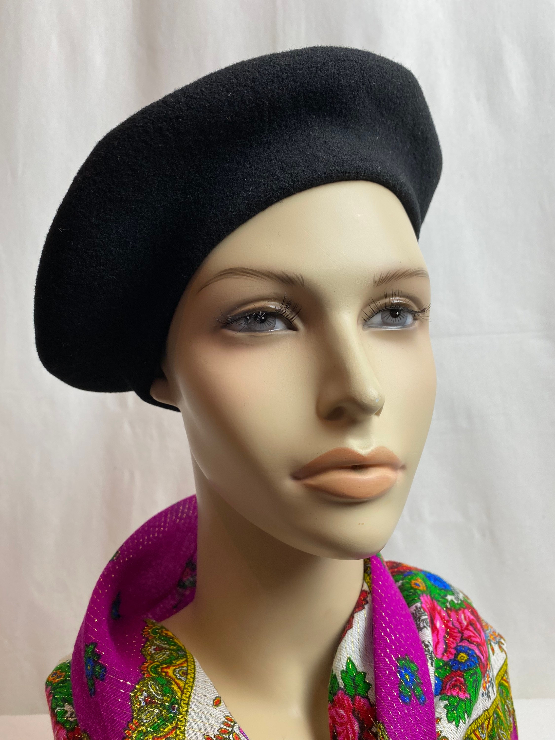 Vintage 90’s Laulhere Black Beret Wool with Floral Trim 9-inch Basque Beret Heritage by Laulhère Reference: 411  main image 3
