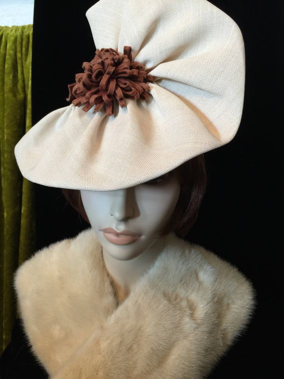 1940's Amazing fascinator hat ~ Beautiful ~ one of