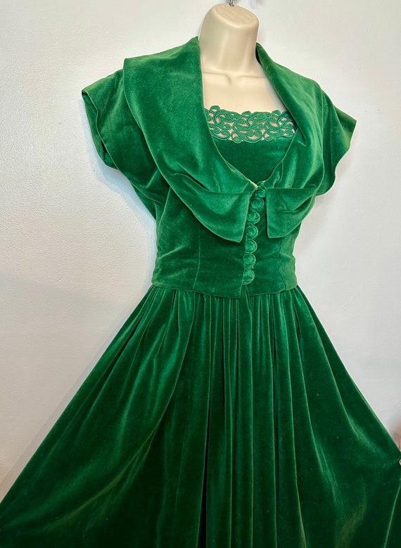 1940s Emerald Green Velvet Dress main image 0
