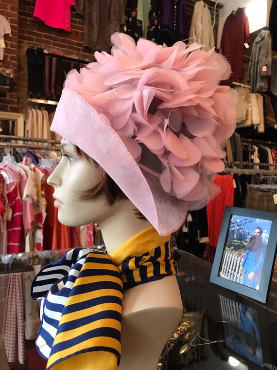 Vintage 1950’s -60's floral hat ~soft pink flower… - image 8