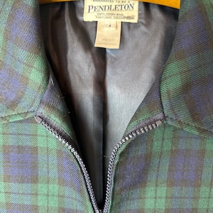 Pendleton plaid jacket Womens lightweight wool nipped waist 1990s green blue tartan plaid coat 49er style /size Small image 8