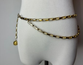 Vintage 60’s 70’s gold chain link belt~ shiny high gloss Gold layered links~ low waist/ hip belt~ larger size 35”