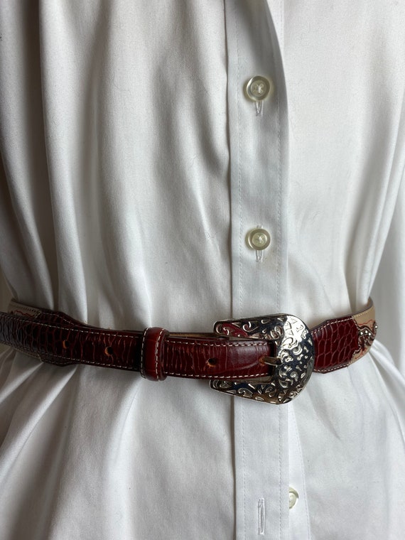 VTG Beige & brown fancy leather belt with ornate … - image 5