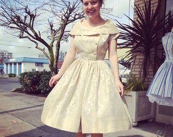 Vintage 50’s lovely satin brocade dress fit & flare shawl collar off white antique wedding soft floral pinup petite size XS 23” waist