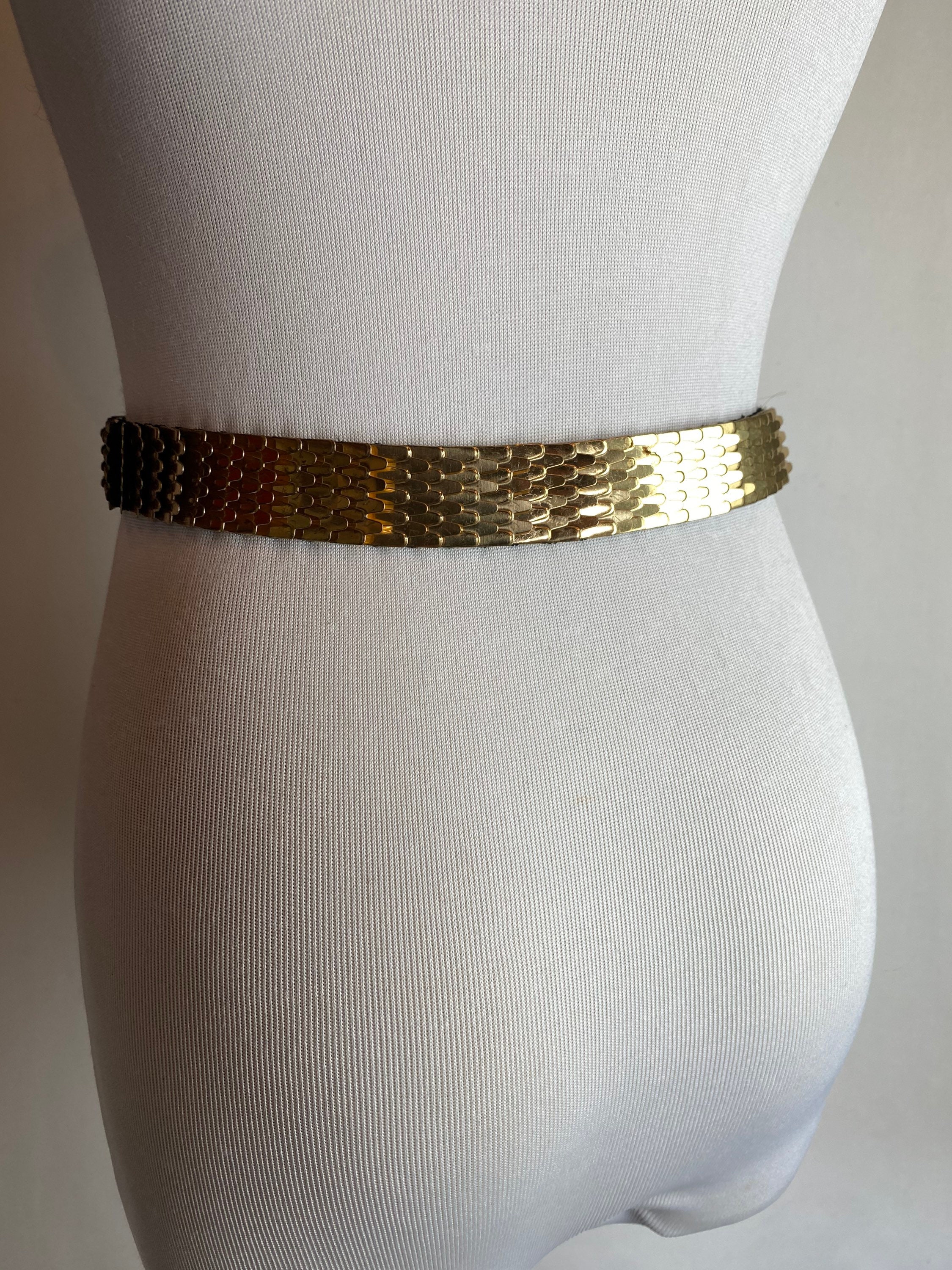 70's 80's Shiny Gold Link Belt~ Bold Statement Stretchy