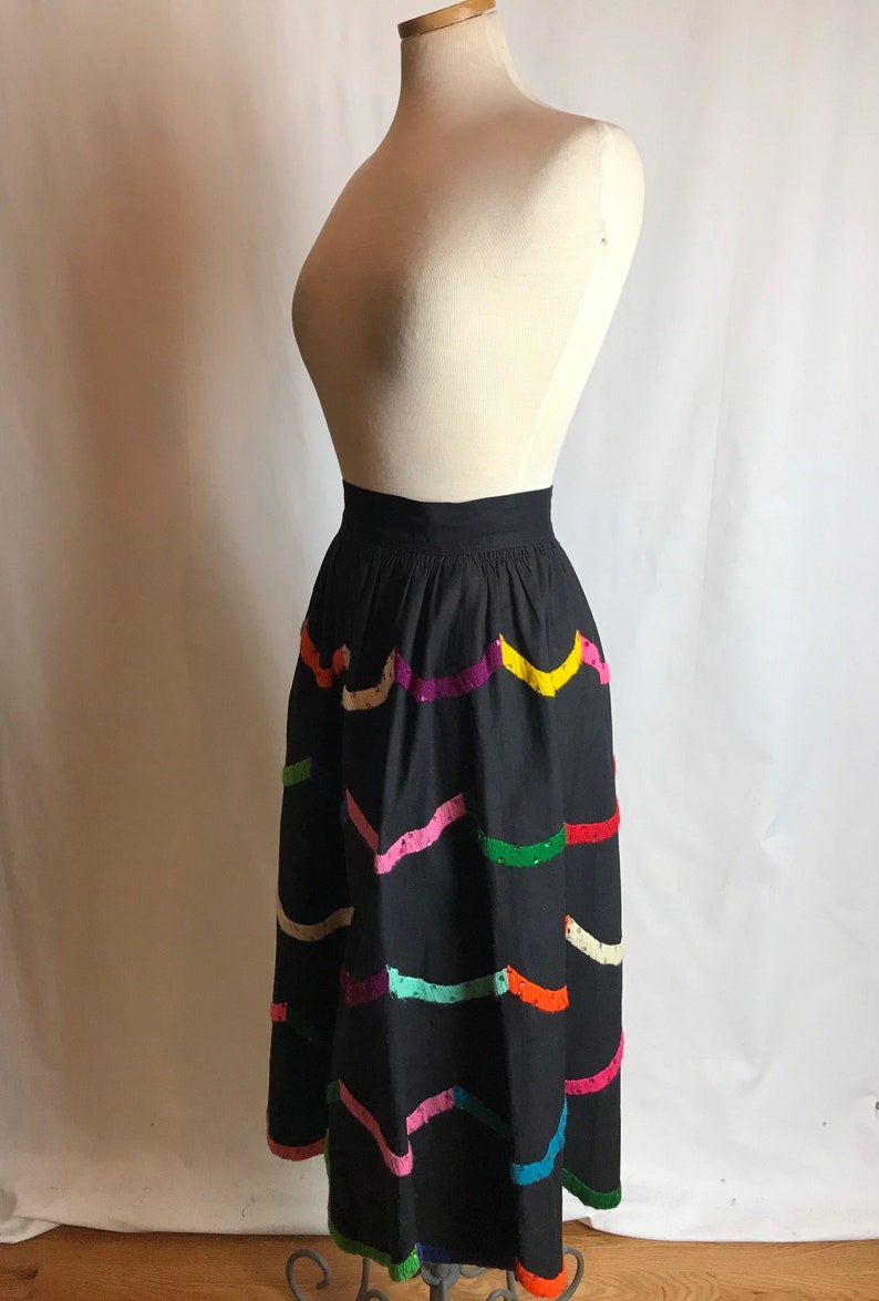 50s cotton patio skirt fit & flare pinup rockabilly Rainbow embroidery embroidered colorful black Teresa Original Taxco 26 waist image 9
