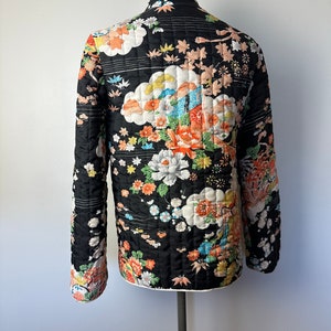 Vintage Cheongsam style jacket light puffer style with frog closures black Asian chrysanthemum peony floral pattern size SMALL image 5