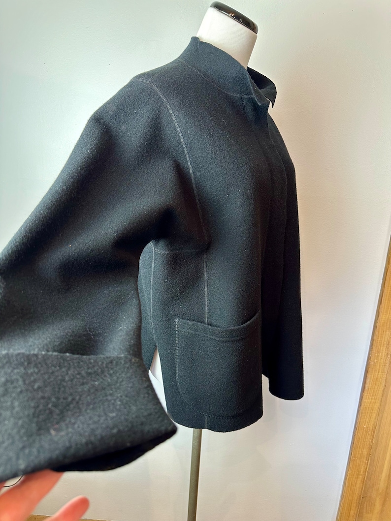 90s minimalist felted wool sporty jacket boxy square cut modern vibes black wool sweater coat Womens size Med lg image 5