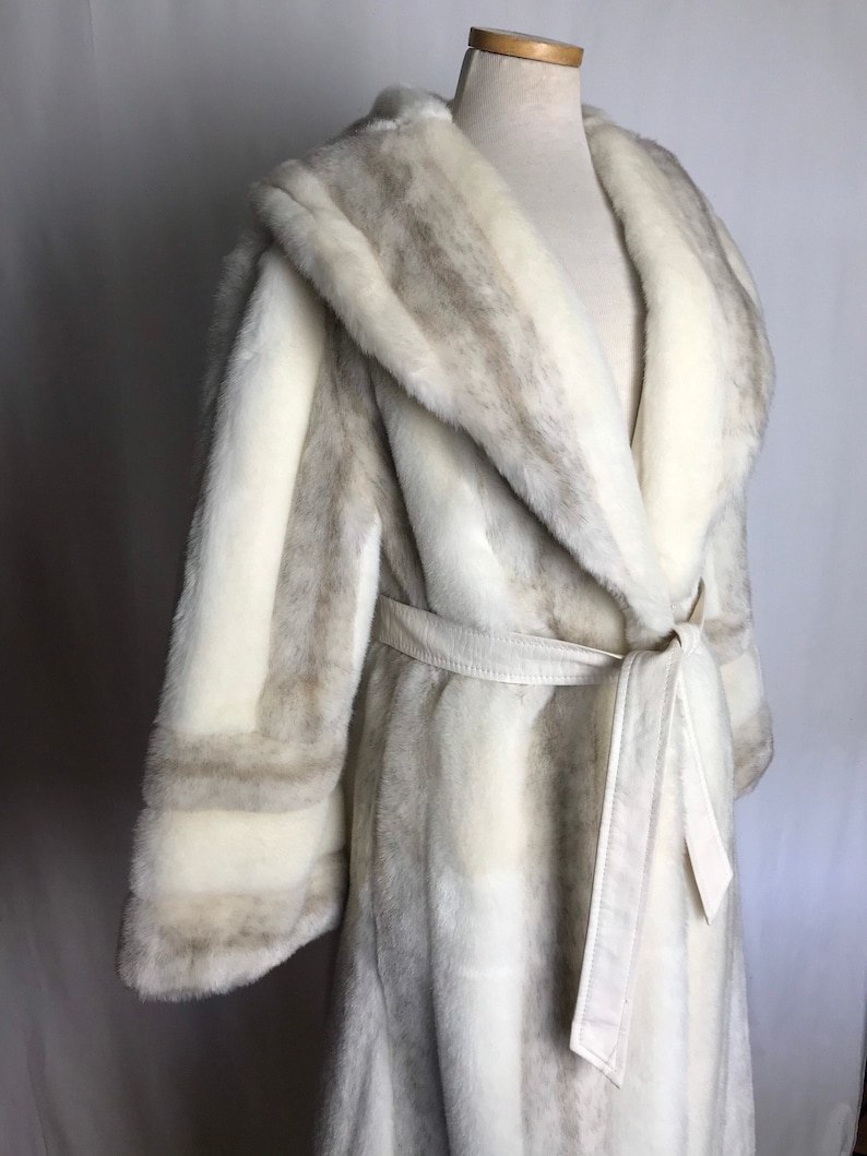 70s beautiful white faux fur princess coat belted waist exaggerated belled sleeves gorgeous lush furry fake glamorous vintage size M image 9