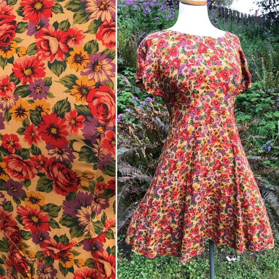 90’s floral babydoll dress~ pretty spring flowers 