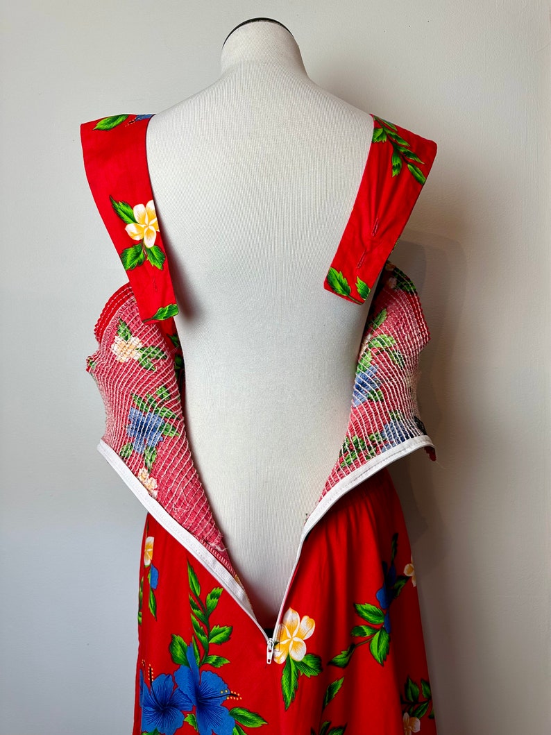 robe hawaïenne vintage des années 80 décolleté en coeur coupe & flare robe d'été rouge floral tropical vif/taille Med-LG image 9
