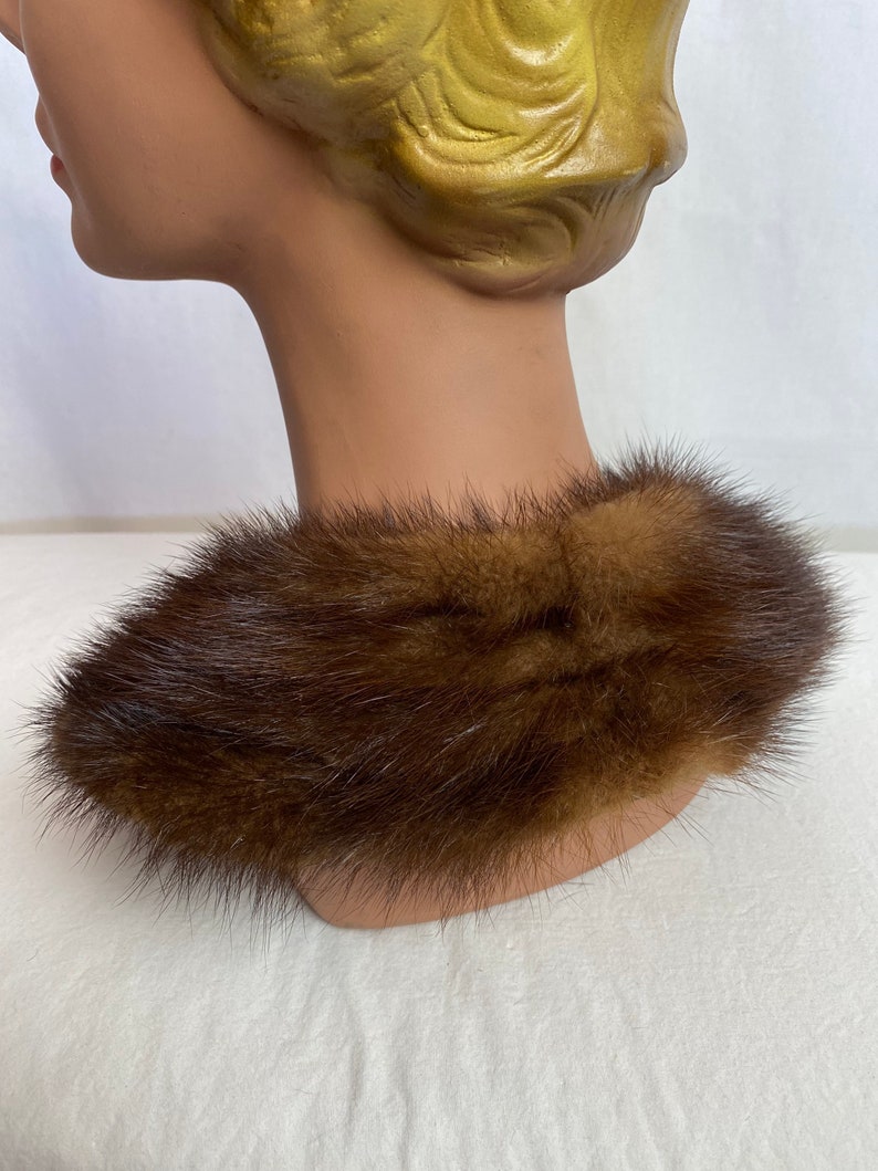 50s mink fur collars Womens 1950s fashion brown Peter pan collar pinup special occasion accessory sweater cardigan jackets image 6