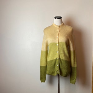 60’s 2 tone mossy green Mohair cardigan Jantzen sweater~ groovy mod grunge vibes /tall 36