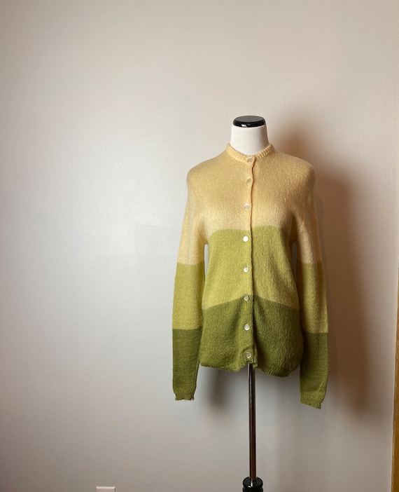 60’s 2 tone mossy green Mohair cardigan Jantzen s… - image 3