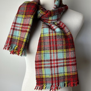 Bufanda de lana a cuadros vintage ~ Bufandas de cuello escocesas ~ Década de 1960 y 1970 Para hombre o unisex ~ Lanas cálidas de invierno a cuadros preppy
