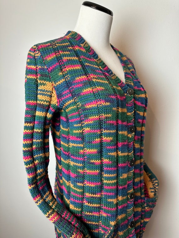 Vintage hand made sweater~ 1970’s v-neck cardigan… - image 10