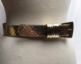 80’s gold metallic belt~ snakeskin skinny dress belt~ perforated glossy shiny bright gold~ women’s vintage belts~ boho trendy size S/M