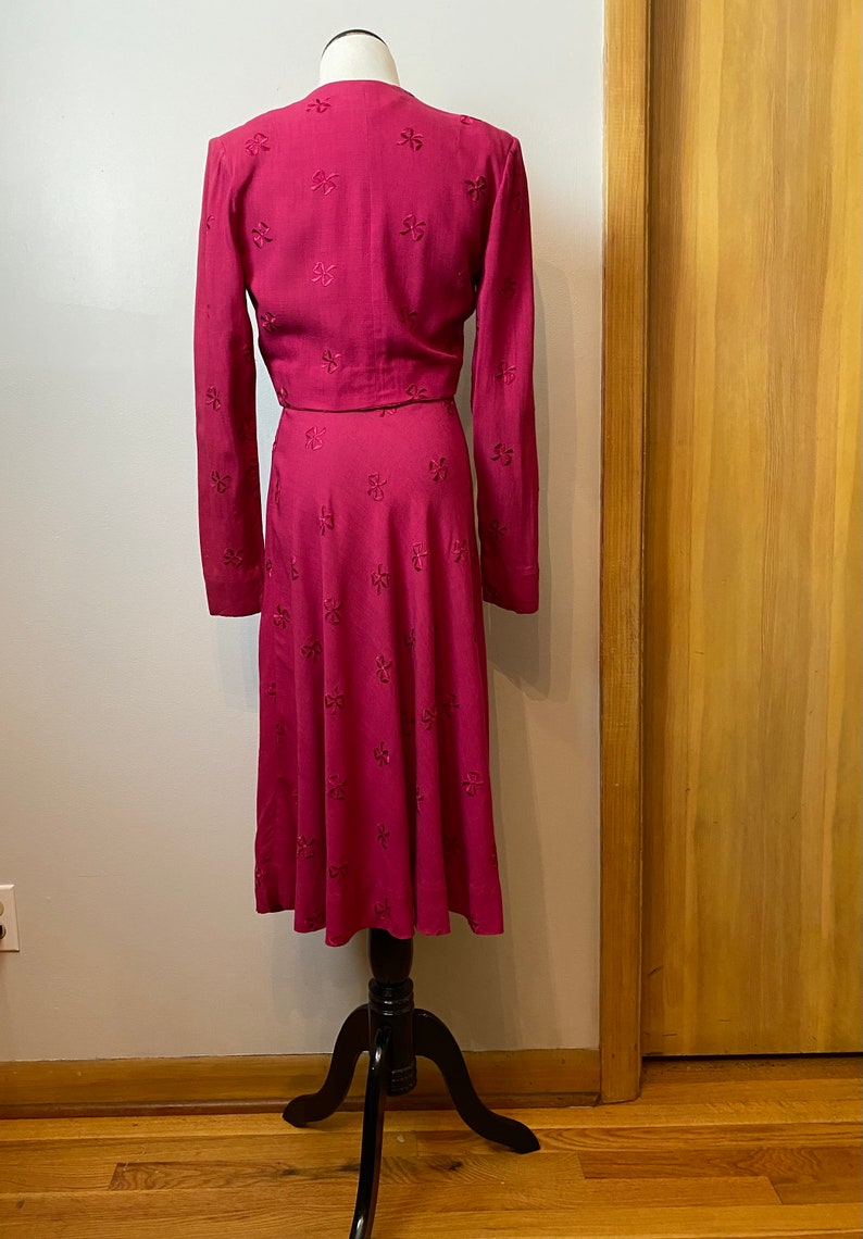 Sweet 1940s Swing skirt Bolero Set Raspberry pink with bows cropped open waist jacket swishy bias cut skirt image 4