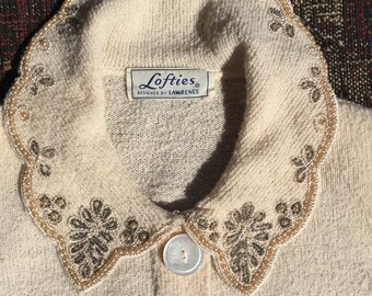 40’s 50’s lovely sweater set/ pearly  beaded~ pinup style gorgeous off white A line knit~ Winter white embellished collar/ MED