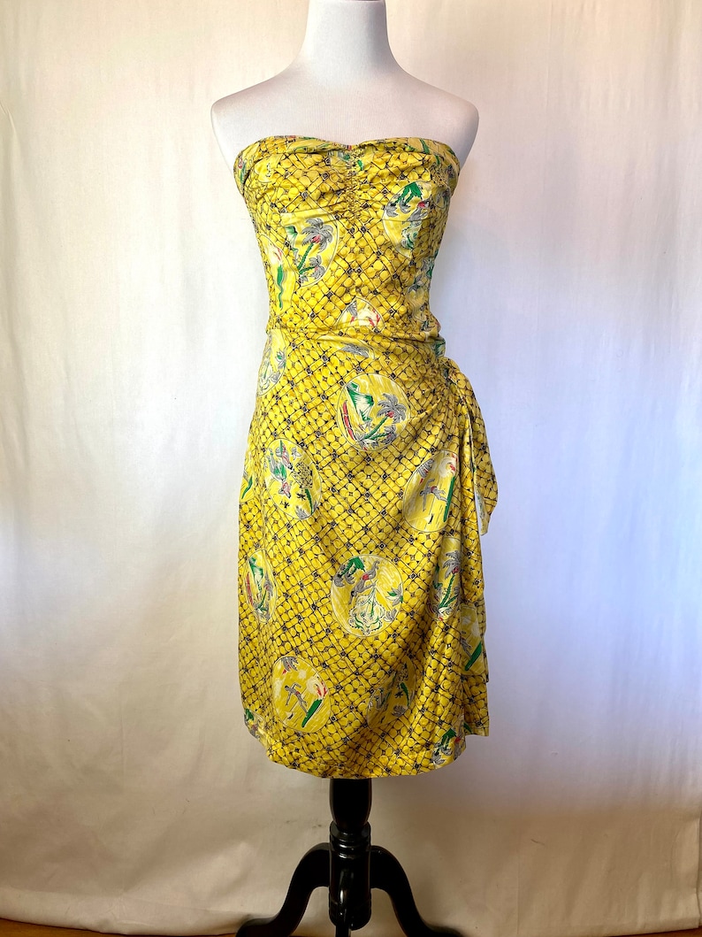 Vintage 1940s 50s Hawaiian novelty print sarong style strapless sundress pinup true vtg 100% silk bombshell dress ruching island hula image 4