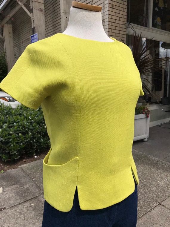 90's Top |BH wragge Chartreuse linen | scalloped |