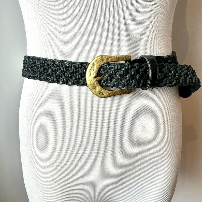 Vtg 90s black braided woven belt bright gold glossy hammered buckle leather & cotton Boho style/ open size up to 31 waist image 1