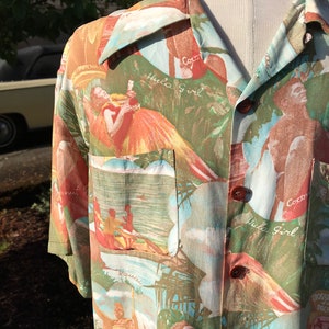 40’s Rayon Photo print shirt~ Novelty print cold rayon 1940’s crossroads of the pacific Hawaiian scenic Surfers iconic images~ Rare size LG