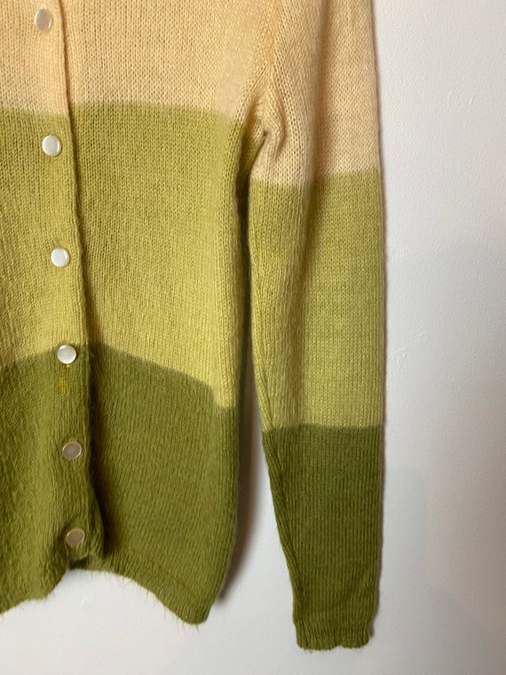 60’s 2 tone mossy green Mohair cardigan Jantzen s… - image 7