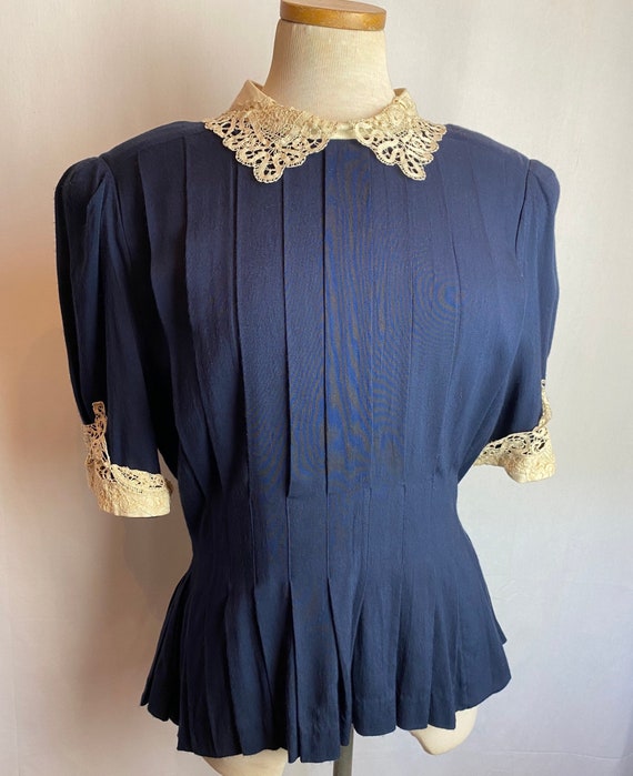 Beautiful antique insp lace blouse~ fully pleated~ buttons down back~ feminine Edwardian styled one of a kind feminine Size Lg