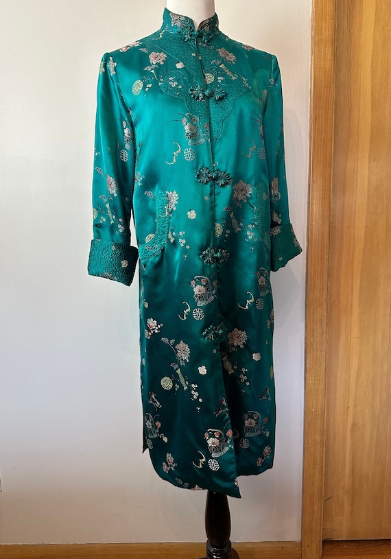 Vintage emerald green long satin jacket~ cheongsam